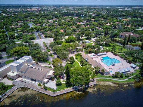 2738 S Carambola Circle Coconut Creek FL 33066