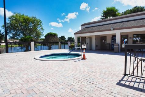 2738 S Carambola Circle Coconut Creek FL 33066