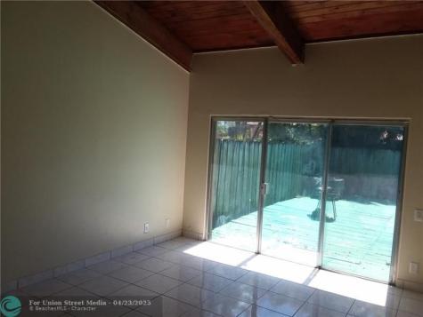 7433 NW 33rd Street Lauderhill FL 33319