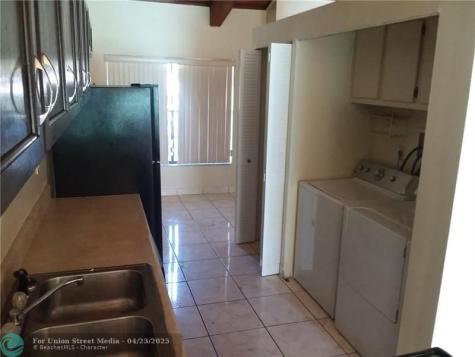 7433 NW 33rd Street Lauderhill FL 33319