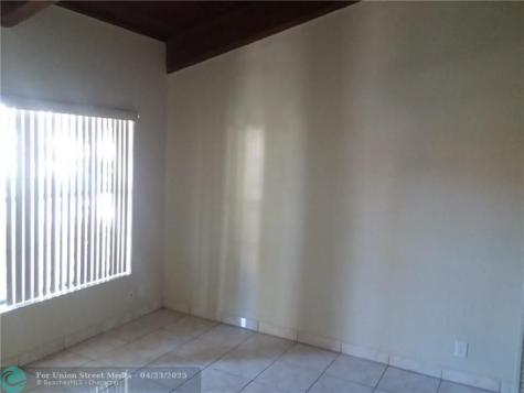 7433 NW 33rd Street Lauderhill FL 33319