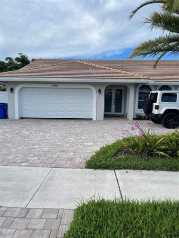7485 Royal Palm Boulevard Margate FL 33063
