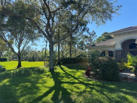 9671 Osprey Isles Boulevard Palm Beach Gardens FL 33412