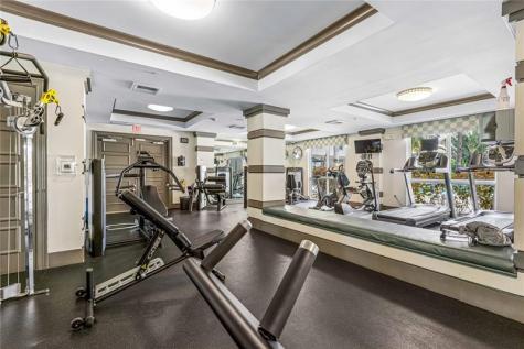 2421 NE 65th Street Fort Lauderdale FL 33308