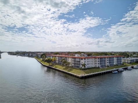 3180 NE 48th Court Lighthouse Point FL 33064