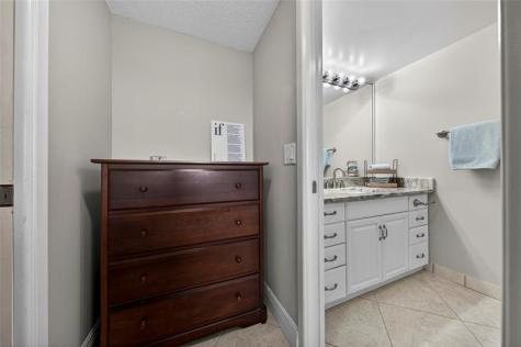 3180 NE 48th Court Lighthouse Point FL 33064