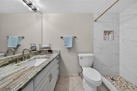 3180 NE 48th Court Lighthouse Point FL 33064