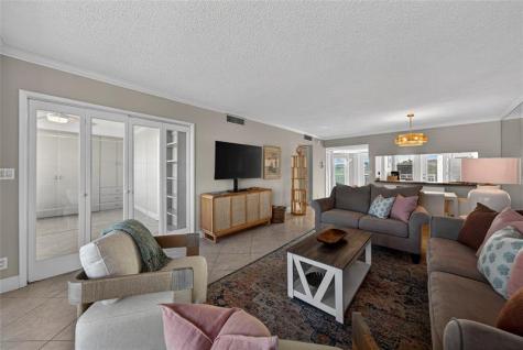 3180 NE 48th Court Lighthouse Point FL 33064