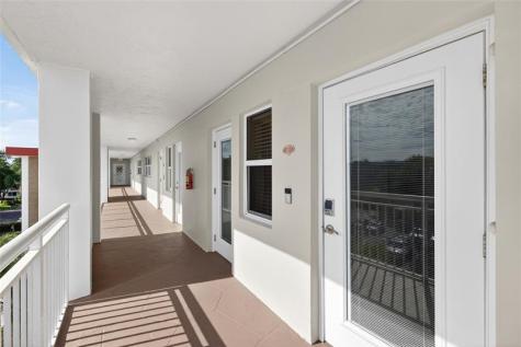 3180 NE 48th Court Lighthouse Point FL 33064