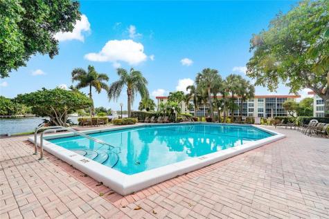 3180 NE 48th Court Lighthouse Point FL 33064