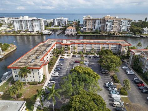 3180 NE 48th Court Lighthouse Point FL 33064