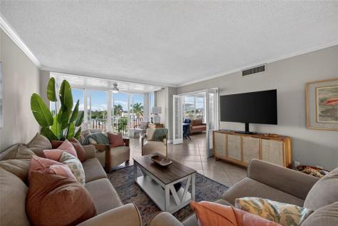 3180 NE 48th Court Lighthouse Point FL 33064