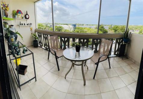 800 NE 195th Street Miami FL 33179