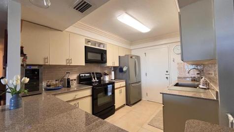 800 NE 195th Street Miami FL 33179