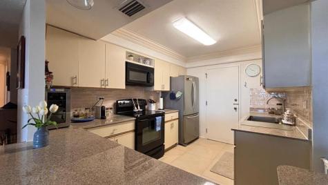 800 NE 195th Street Miami FL 33179