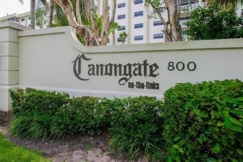800 NE 195th Street Miami FL 33179