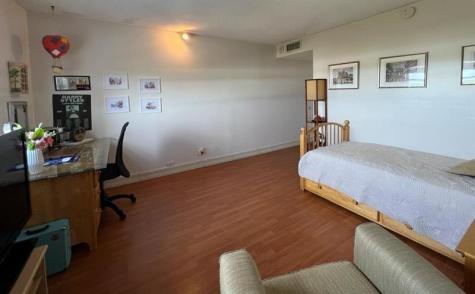 800 NE 195th Street Miami FL 33179