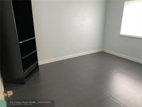 290 Racquet Club Road Weston FL 33326