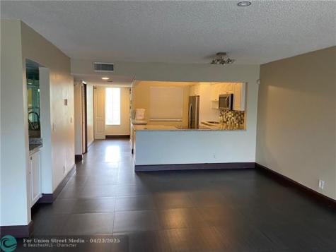 290 Racquet Club Road Weston FL 33326