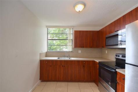 1790 NW 55th Avenue Lauderhill FL 33313