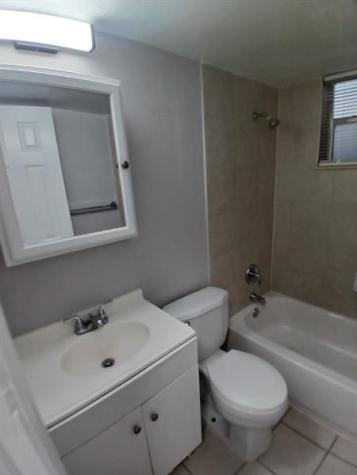 Dania Beach FL 33004