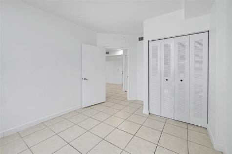 1 Glen Royal Parkway Miami FL 33125
