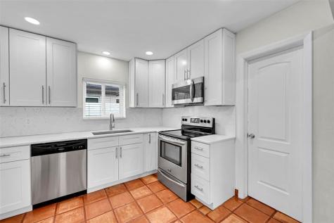 4620 NE 1st Terrace Fort Lauderdale FL 33334