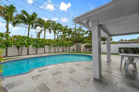 4620 NE 1st Terrace Fort Lauderdale FL 33334
