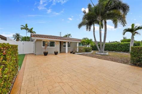 4620 NE 1st Terrace Fort Lauderdale FL 33334