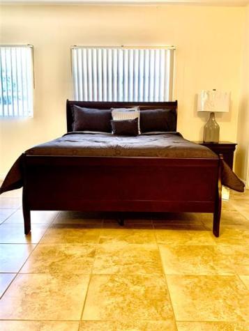 318 SW 67th Terrace Pembroke Pines FL 33023