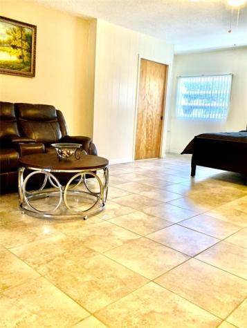 318 SW 67th Terrace Pembroke Pines FL 33023