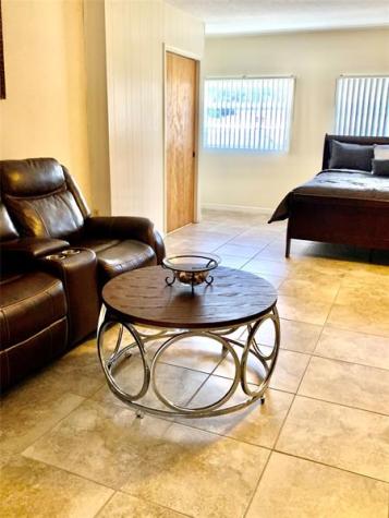 318 SW 67th Terrace Pembroke Pines FL 33023
