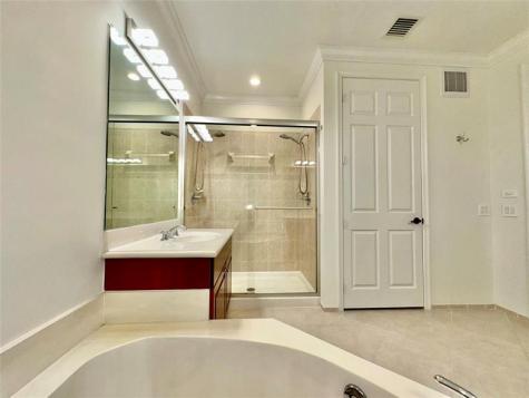 2669 Center Court Drive Weston FL 33332