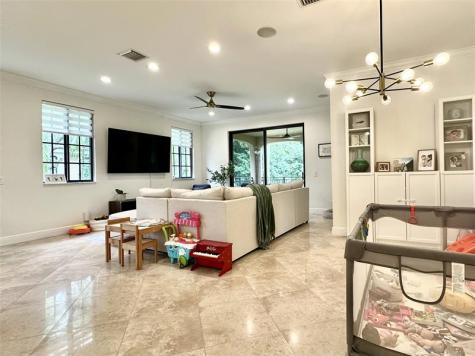 2669 Center Court Drive Weston FL 33332