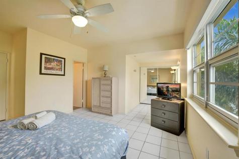 341 N Birch Road Fort Lauderdale FL 33304