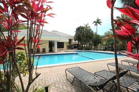 2445 SW 18th Terrace Fort Lauderdale FL 33315