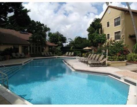 4221 W Mcnab Road Pompano Beach FL 33069