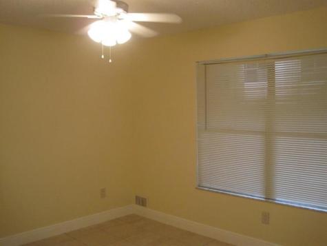4221 W Mcnab Road Pompano Beach FL 33069