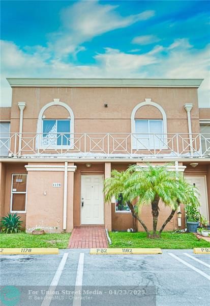 1178 NW 124th Avenue Miami FL 33182