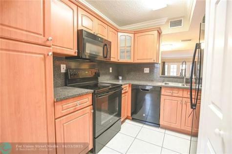 1178 NW 124th Avenue Miami FL 33182