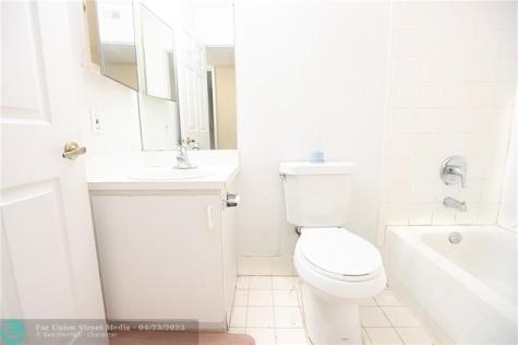 1178 NW 124th Avenue Miami FL 33182