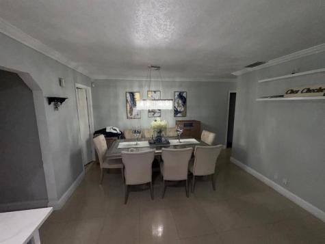 6704 Inwood North Lauderdale FL 33068
