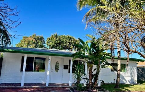 801 NE 36th Street Oakland Park FL 33334