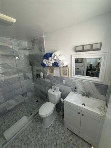 2820 NE 49th Street Fort Lauderdale FL 33308