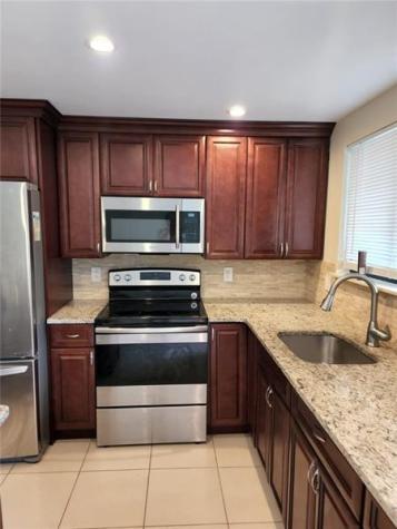 651 N University Drive Plantation FL 33324