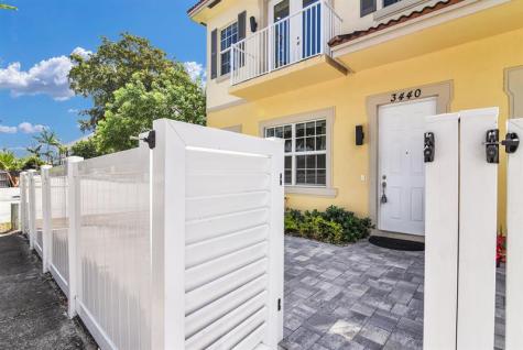 3432 NE 15th Avenue Oakland Park FL 33334
