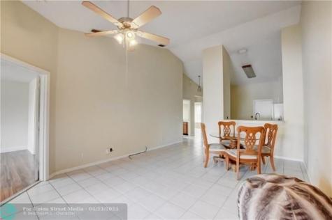 7958 Piper Lane Lake Worth FL 33463