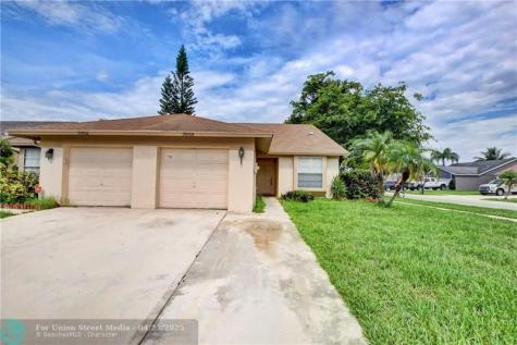 7958 Piper Lane Lake Worth FL 33463