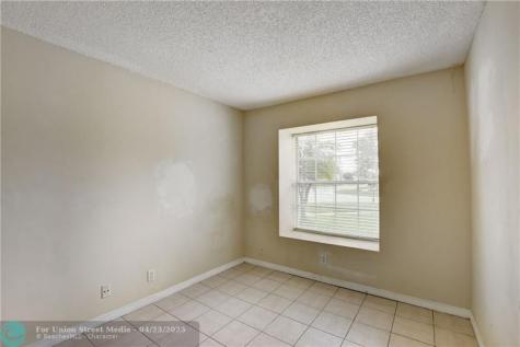 7958 Piper Lane Lake Worth FL 33463