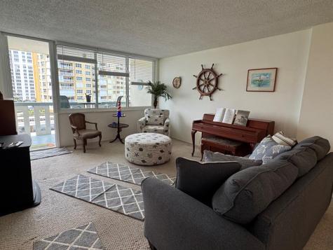 305 N Pompano Beach Boulevard Pompano Beach FL 33062